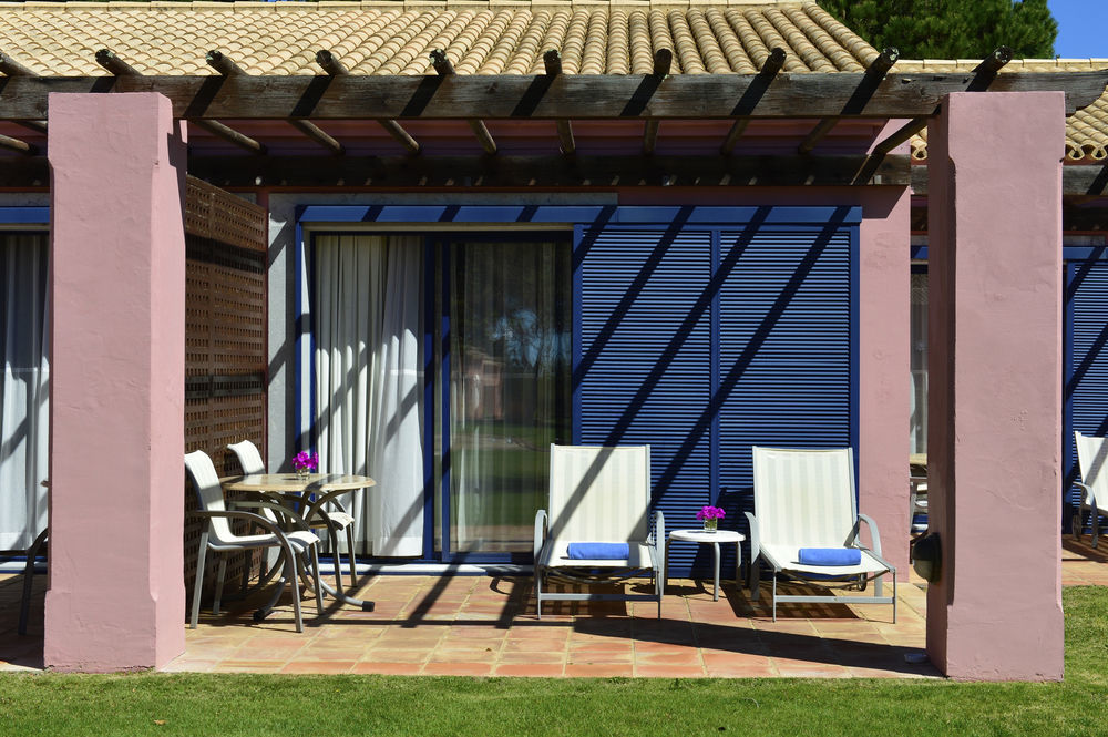 Pestana Vila Sol - Vilamoura Premium Golf Resort Luaran gambar A pergola