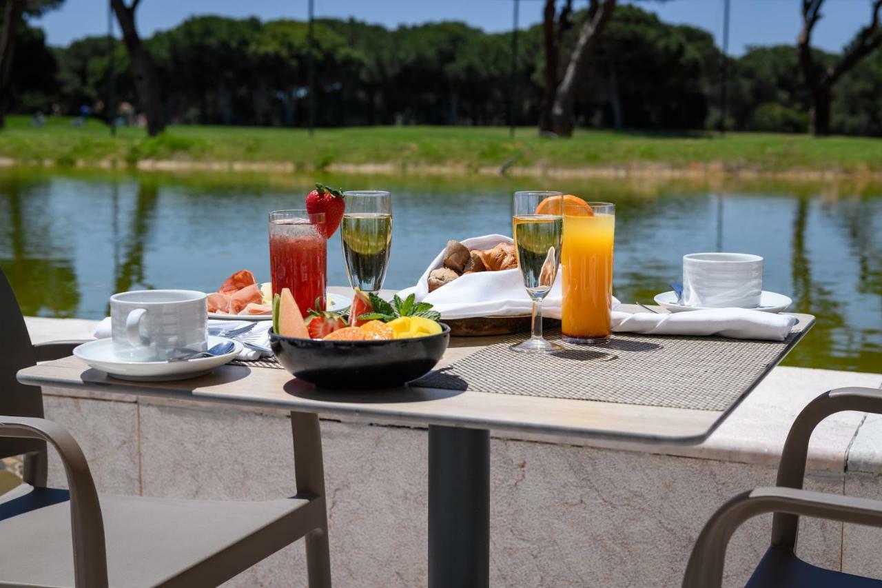 Pestana Vila Sol - Vilamoura Premium Golf Resort Luaran gambar Breakfast at the Hotel
